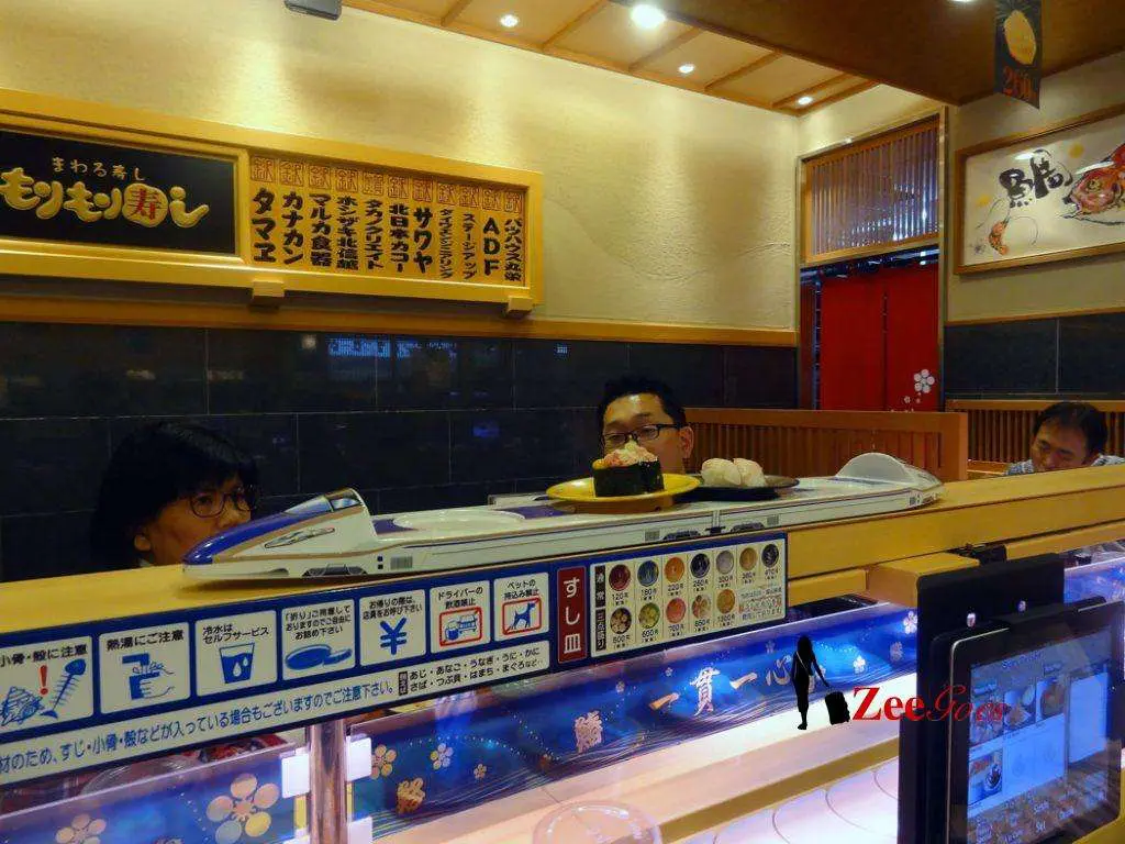 In coming shinkansen with my sushi! Choo choo!