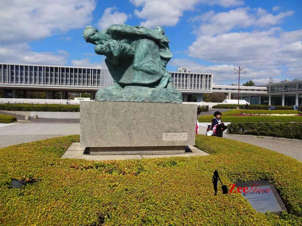 Hirostatue