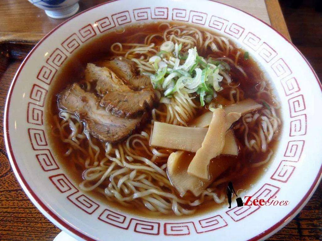 To eat or to go see stuff i've already seen a different variation of? Eat! #duh