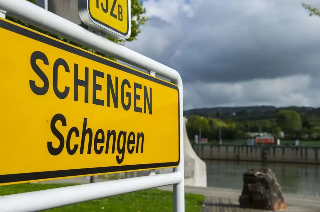 Schengen visa for nigerian passport holders